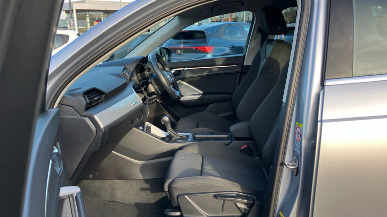 Audi Q3 35 TFSI Sport 5dr S Tronic Petrol Estate